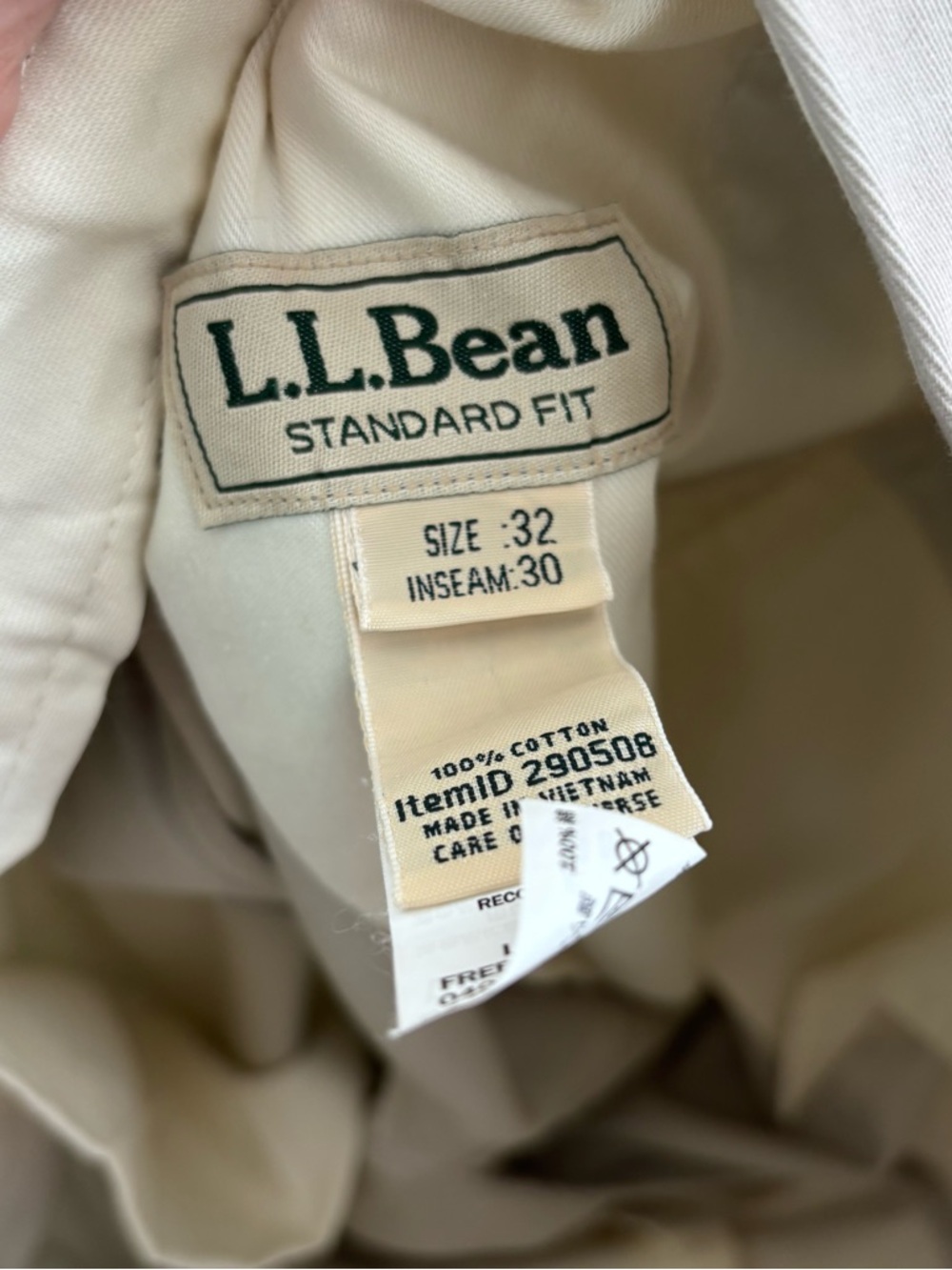 L.L. Bean Standard Fit Chino Khaki Pants Size 32x30 NWT - Picture 7 of 7